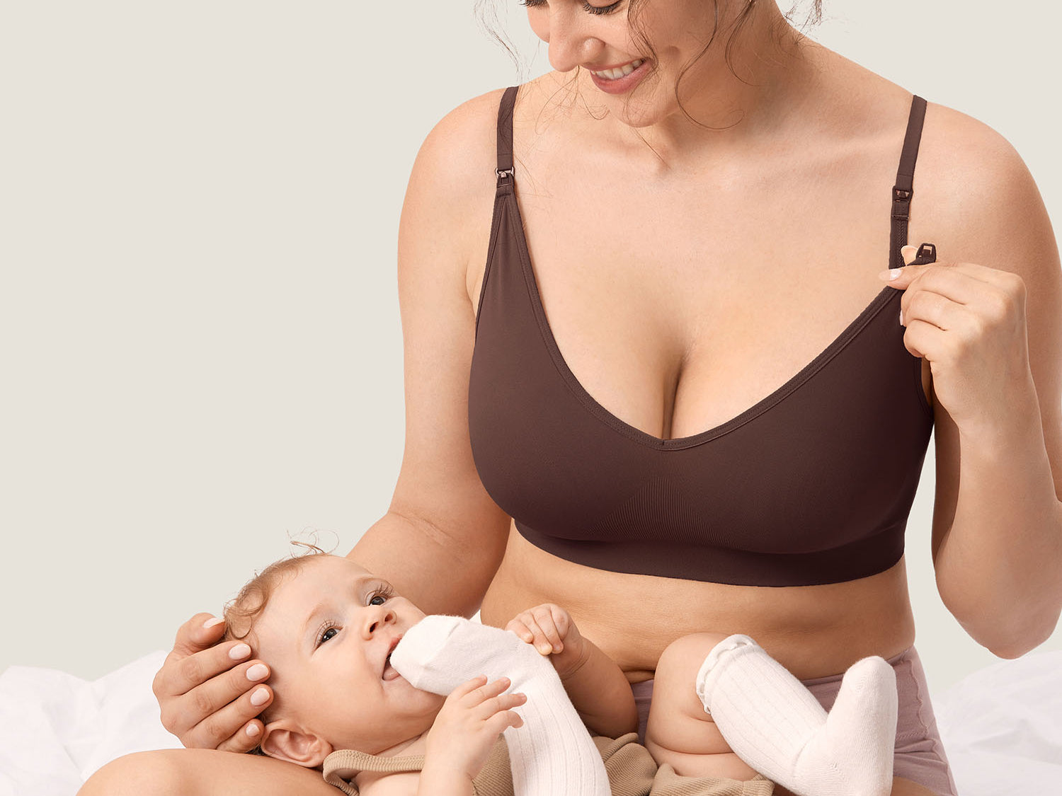Women's Seamless Soft Knit Nursing Bra Cocoa Beige