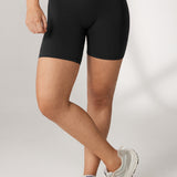 Women's Hugcurve No Front Seam Biker Shorts 6" Black