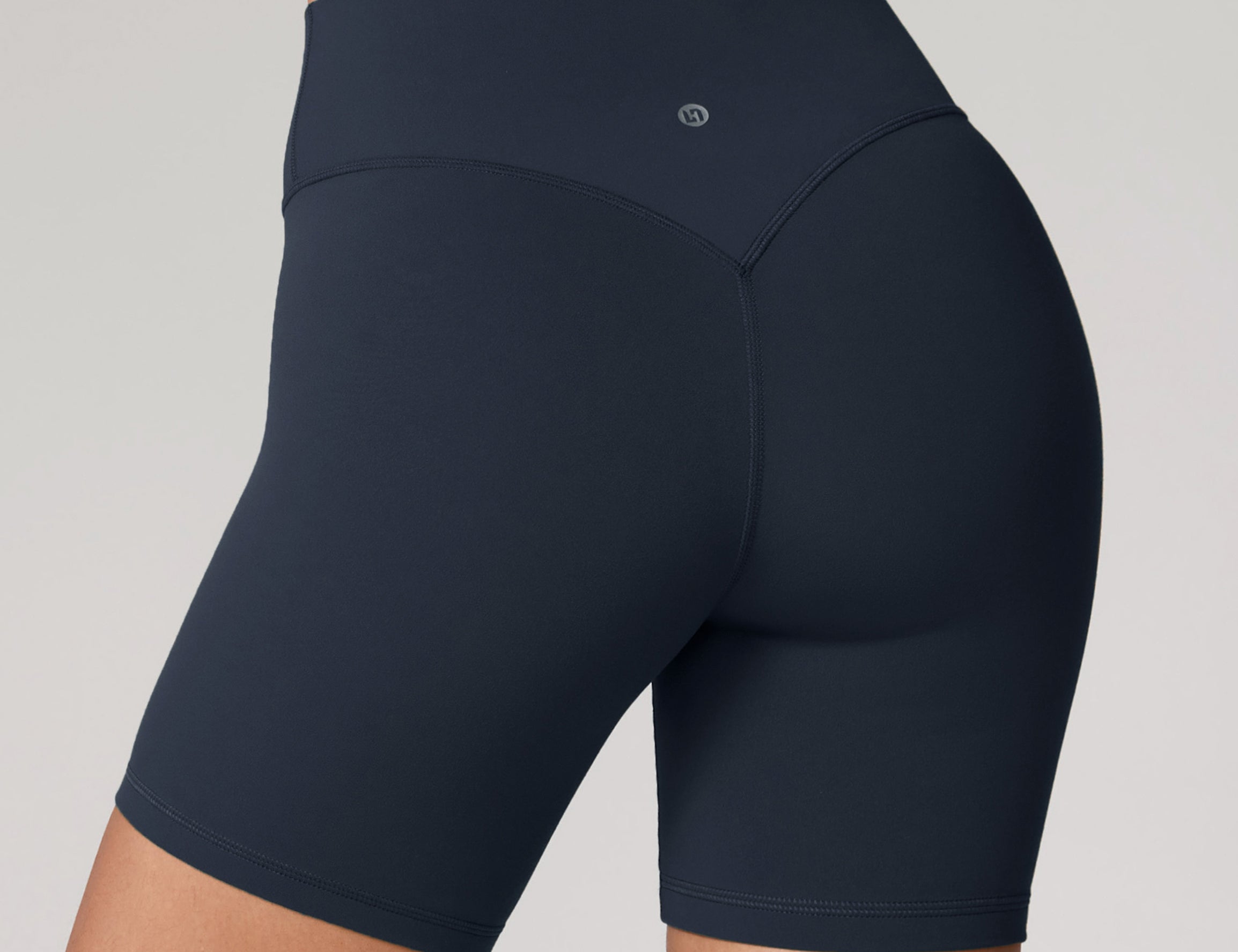 Women's Hugcurve No Front Seam Biker Shorts 6" Twilight Blue