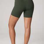 Women's Hugcurve No Front Seam Biker Shorts 6" Aspen Olive