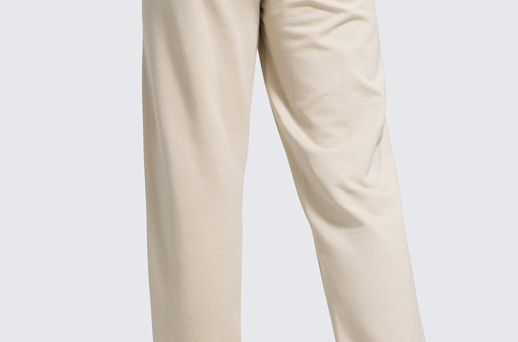 CRZ YOGA Women's Cotton Fleece Joggers with Pockets 28" Milky White